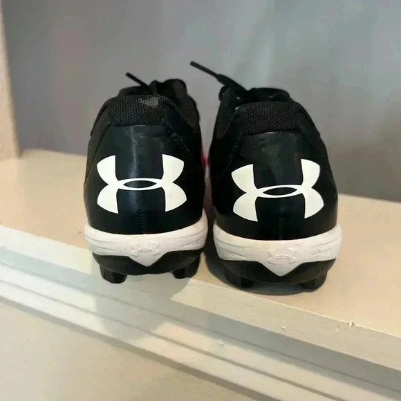 Under Armour Boys Leadoff Low RM 1297316-002 Pink Baseball Cleats Shoes Size 3Y - Picture 6 of 11